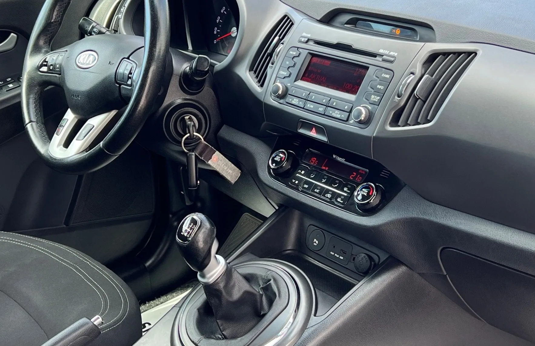 Zunanja slika - KIA Sportage - 1.7 CRDi+SLO+ALU+PDC+USB... - 17