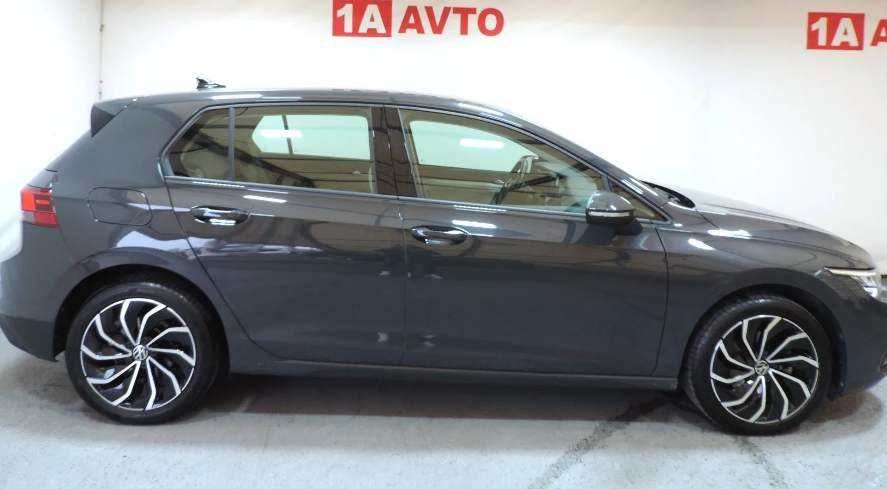 Zunanja slika - Volkswagen Golf - 1.5 TSI ACT BMT  DSG LED-ACC - 4