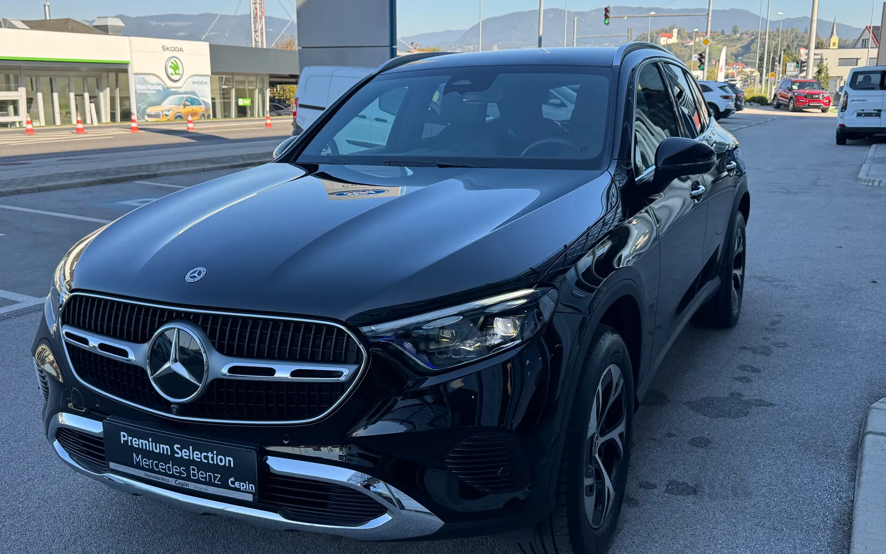 Zunanja slika - Mercedes-Benz GLC-Razred - 300de-4MATIC-AMBIENT-DISTRONIC-DIGITAL-PREMIUM-SLO - 4