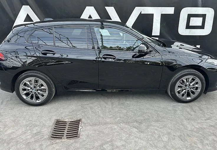 Zunanja slika - BMW Serija 1 - : 120i AVT. KEYLESS-2xPDC-NAVI-ALU... - 3