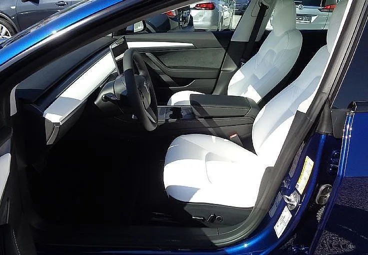 Zunanja slika - Tesla Model 3 - Long Range AWD 498hp kot nova IZKAZAN DDV - 5