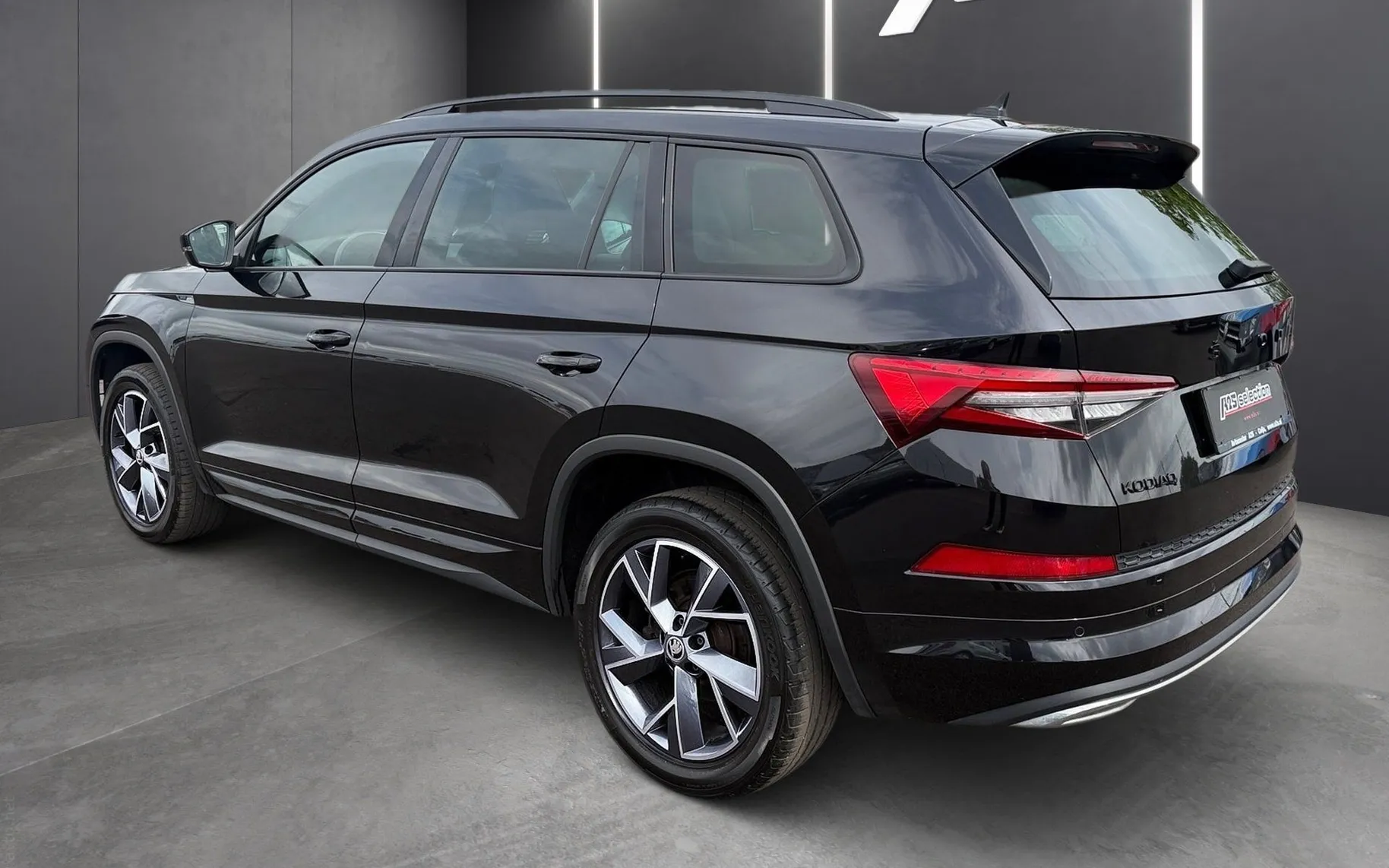 Zunanja slika - Škoda Kodiaq - 2.0 TDI Sportline DSG-ACC-Vl.kljuka 4x ogr.sedeži. - 4