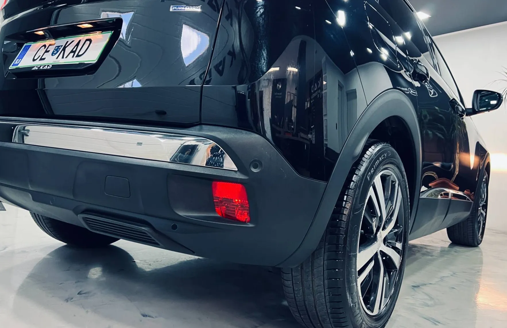 Zunanja slika - Peugeot 3008 - 1.2 PureTech -Z 15  LEASING TUDI ZA BREZPOSELNE - 10
