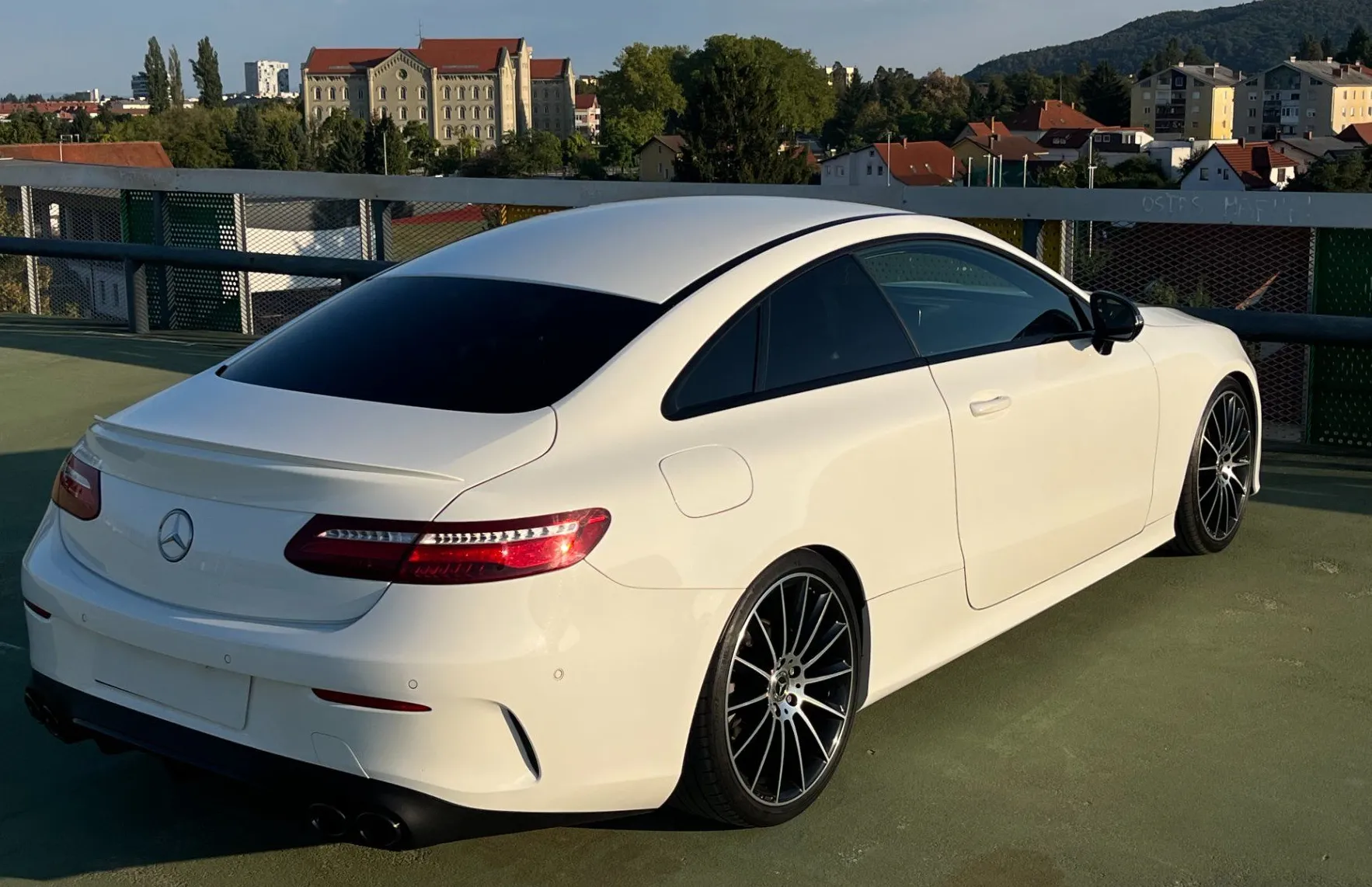 Zunanja slika - Mercedes-Benz E-Razred - E Coupe 300d AMG Line CRYSTAL.ACC.VZR.KAM - 5