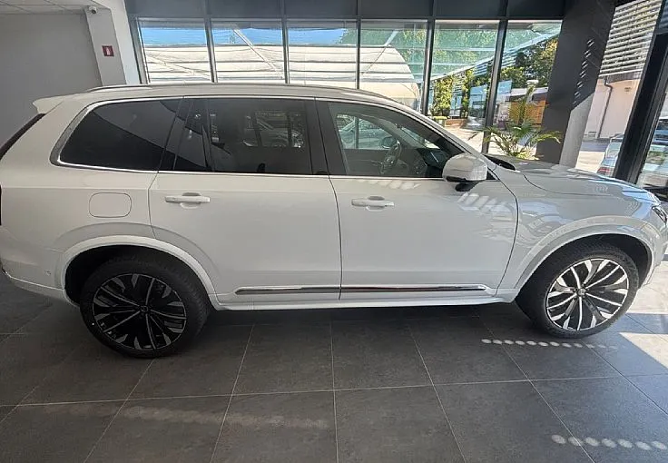 Zunanja slika - Volvo XC90 - B5 AWD Plus Bright Avt.. Panorama. FULL LED.... - 2