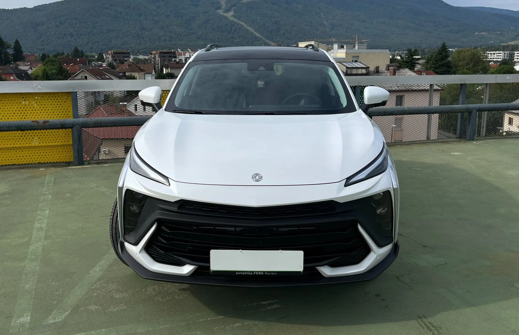 Zunanja slika - Forthing Forthing T5 EVO - T5 Evo Luxury LED.360° POGLED.2XPDC.MASAŽNI SED. - 2