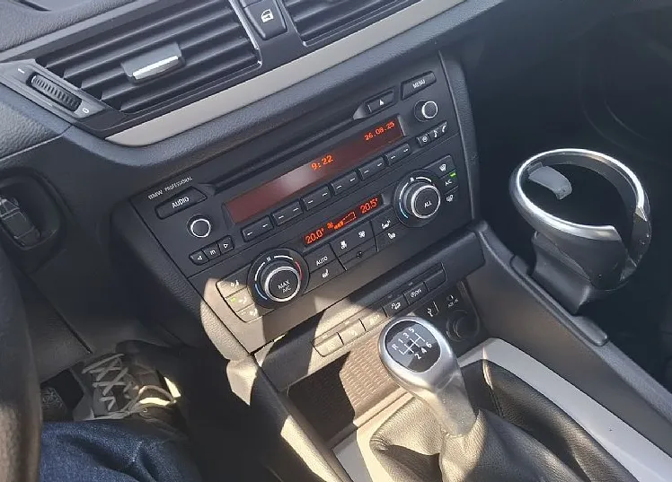 Zunanja slika - BMW X1 - serija : xDrive - 4x4 - 143KM - SLO poreklo - - 10