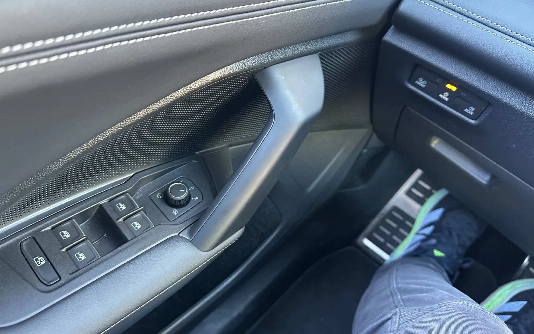 Zunanja slika - Volkswagen Tiguan - 1.5 eTSI DSGLife 96kW.NEMŠKI.KAMERA.LED.ACC.KLJUKA - 3