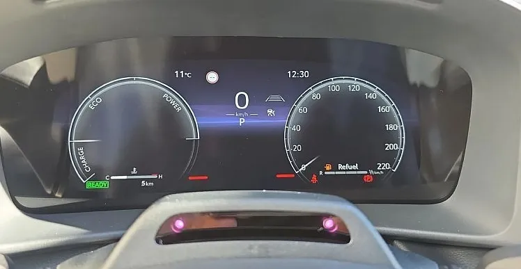 Zunanja slika - Toyota C-HR - 2.0 hibrid  HEV  C-OOL - 15