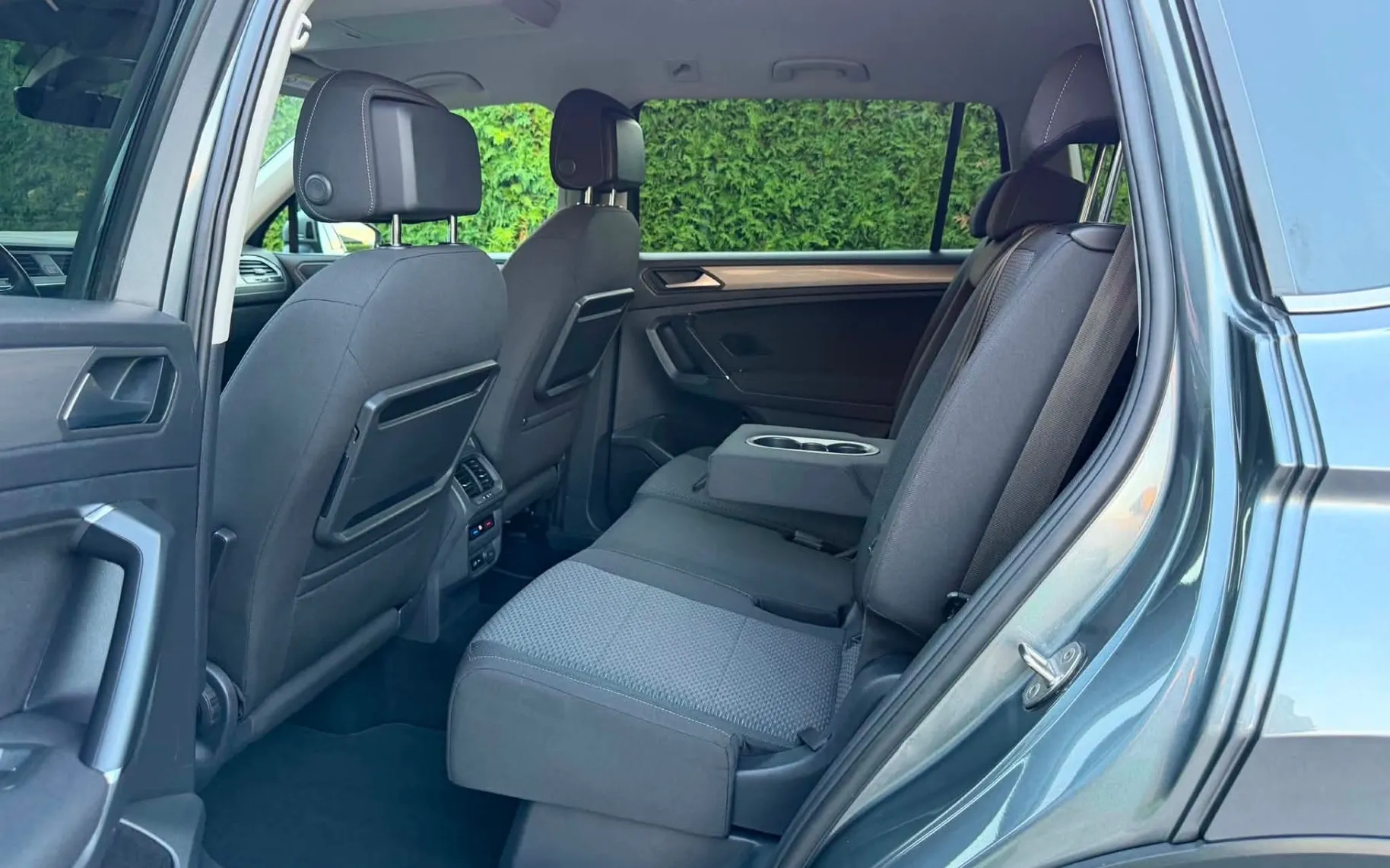 Notranja slika - Volkswagen Tiguan Allspace - 2.0 TDI-DSG-7 SEDEŽEV-VIRTUAL-LIZING ZA TUJCE-... - 12