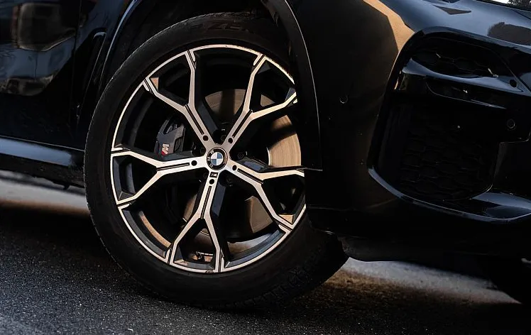 Zunanja slika - BMW X5 - serija : xDrive40d - Msport - LED - Memory - 20 col - Radar - 9