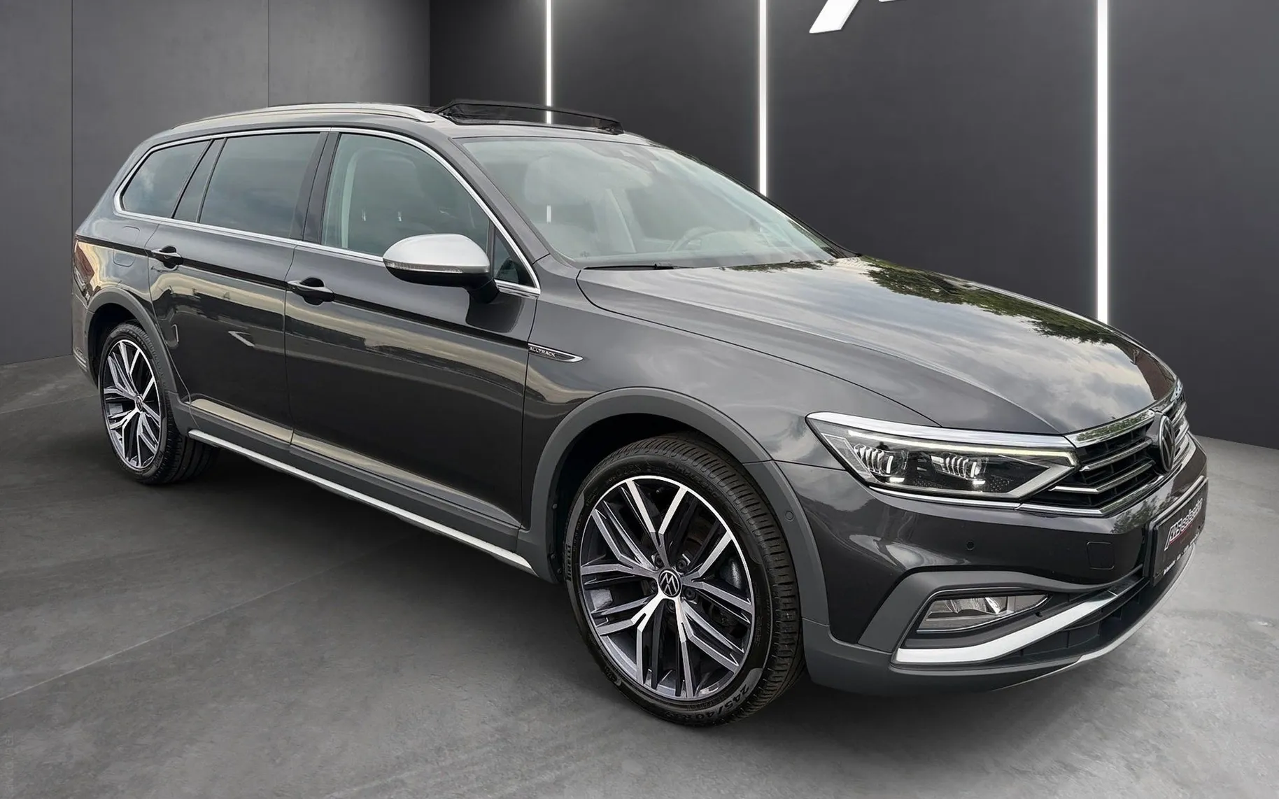 Zunanja slika - Volkswagen Passat Alltrack - 4motion 2.0 TDI DSG-Panorama-Keyless-HeadUp-Kame - 2