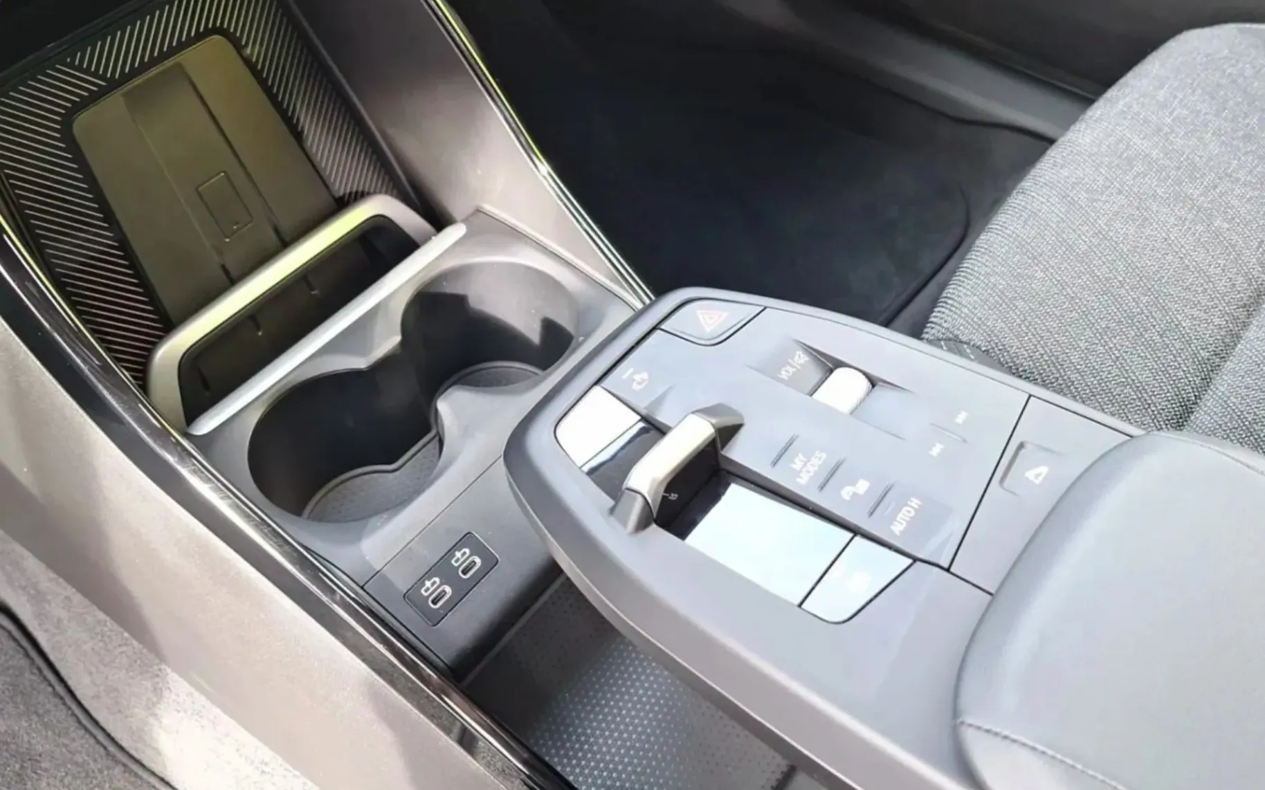 Zunanja slika - BMW Serija 2 - 218i DCT - 13