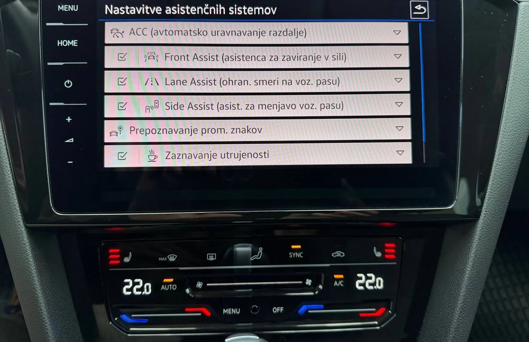 Zunanja slika - VW Passat - Variant 2.0 TDI BMT SCR avt.147kW-Matrix-Mrtvi kot ACC - 16