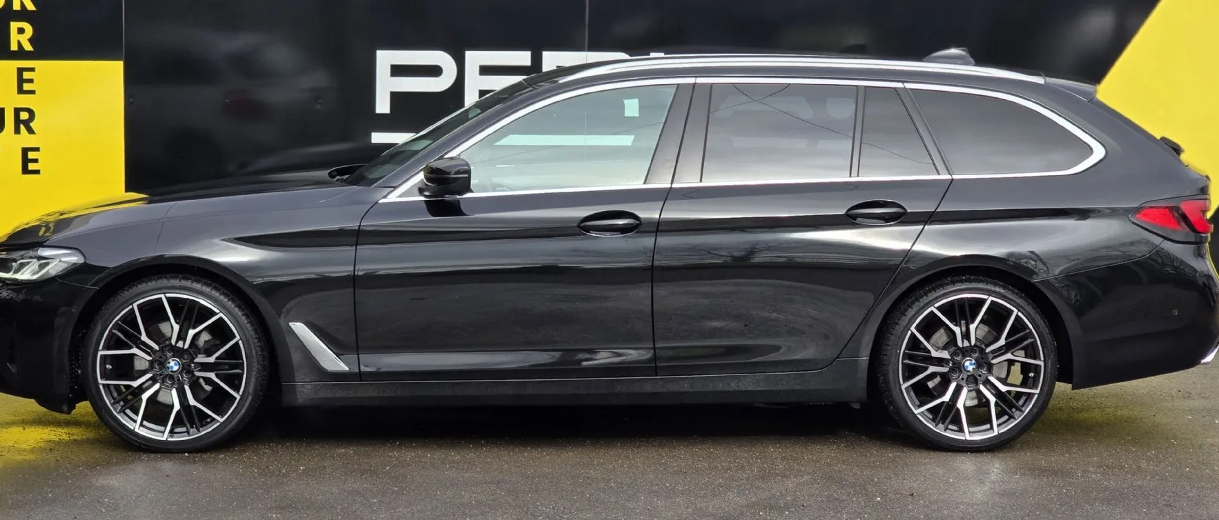 Zunanja slika - BMW Serija 5 - Touring: 520 d 2.0 140KW-M-NEMŠKI-KOT NOV-ALU 20 - 8