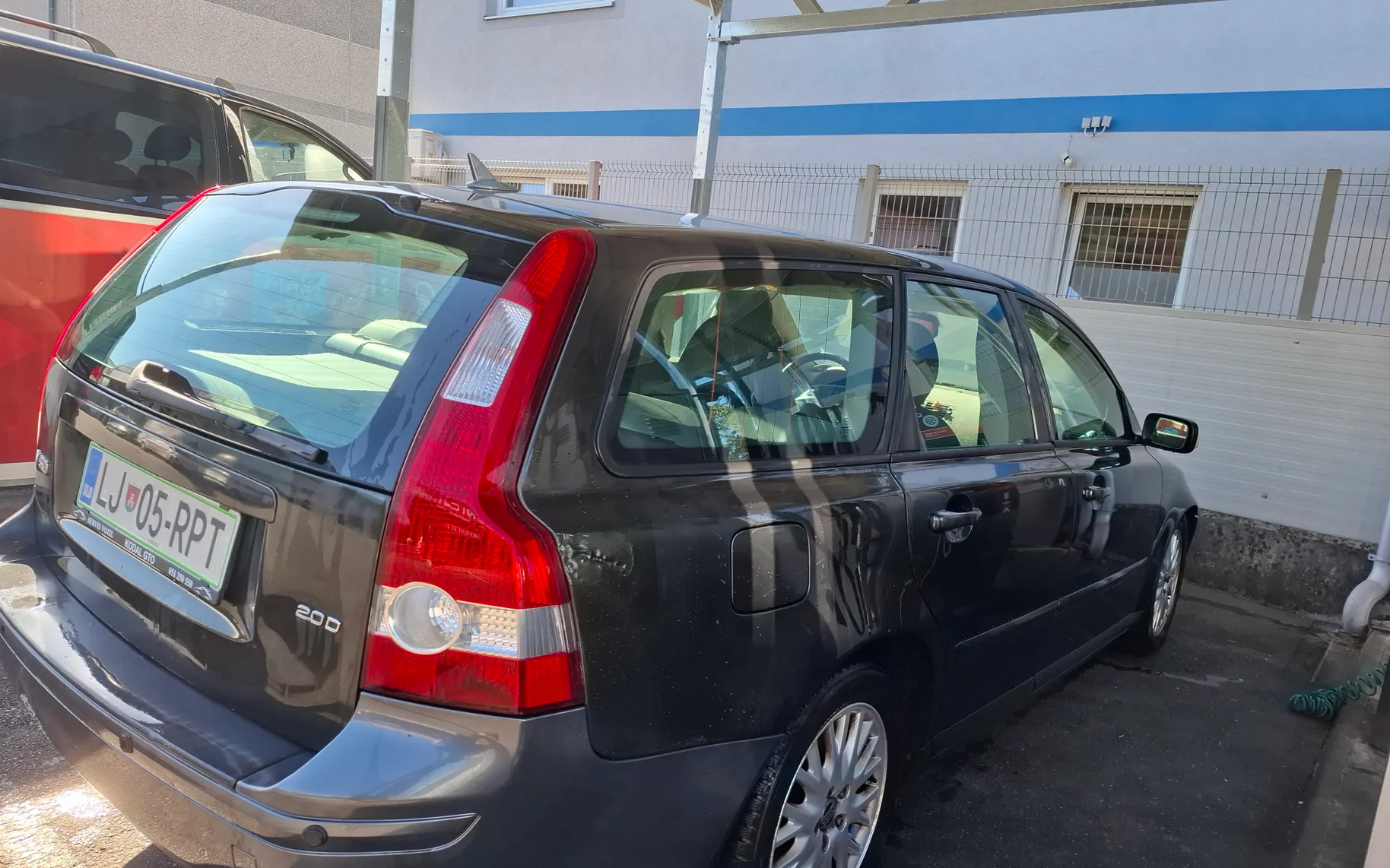 Zunanja slika - Volvo V50 - Ni različice - 9
