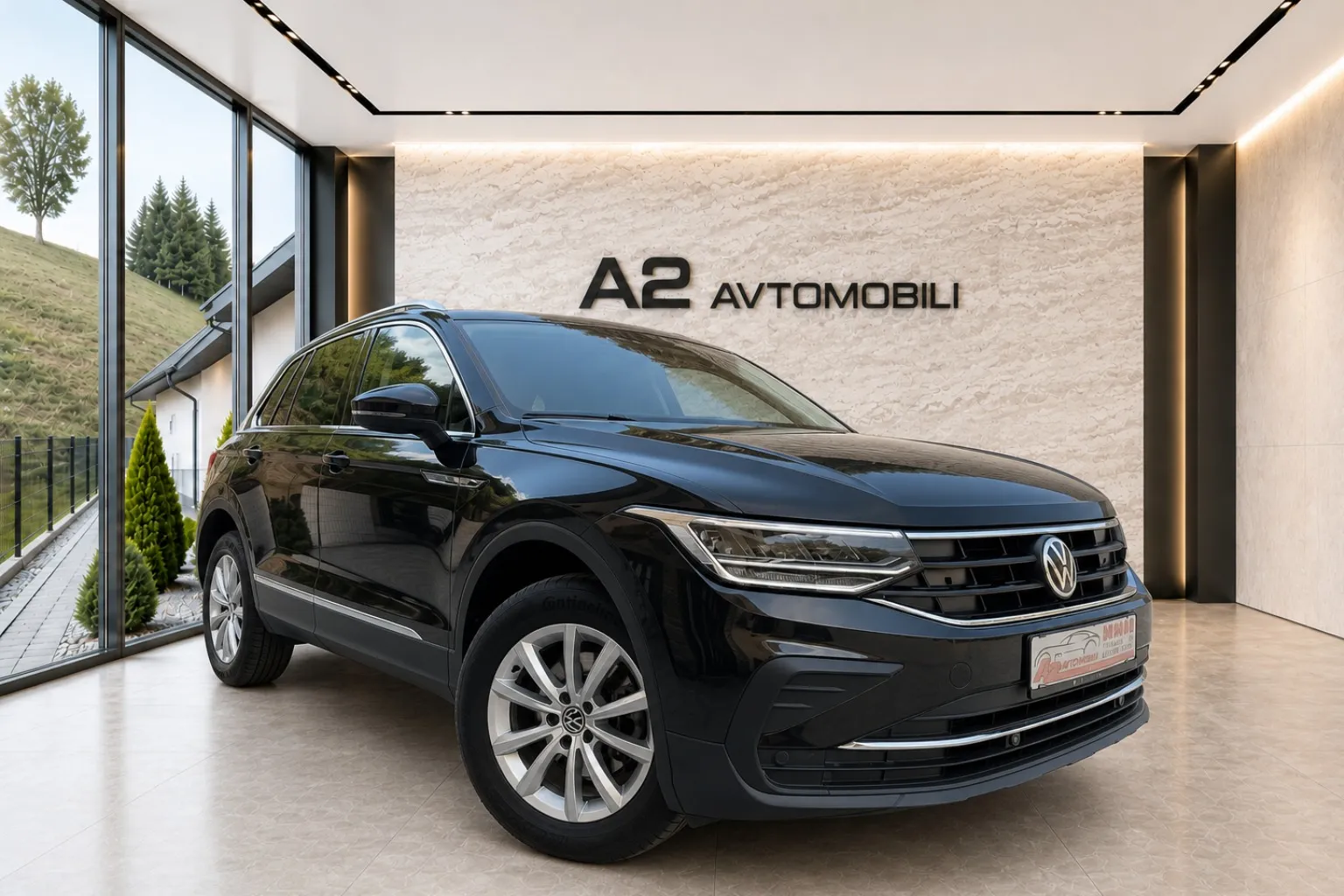 Notranja slika - Volkswagen Tiguan - 2.0 TDI BMT Elegance DSG-1.lastnik-FUL LED-NAVI - 7