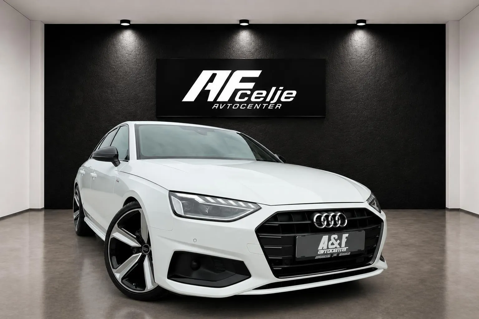 Zunanja slika - Audi A4 Avant - 2.0 TDI-AUT-S LINE-VIRUTAL-MATRIX-LIZING ZA TUJC.. - 3
