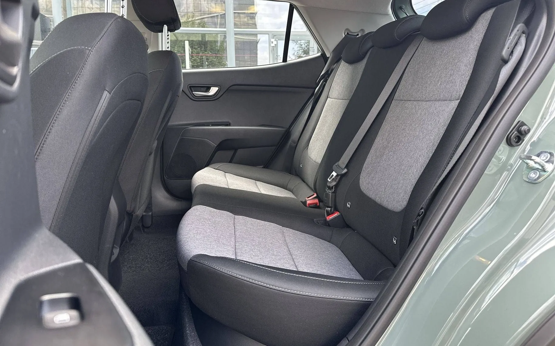 Notranja slika - KIA Stonic - 1.0 T-GDi LX Life - 11