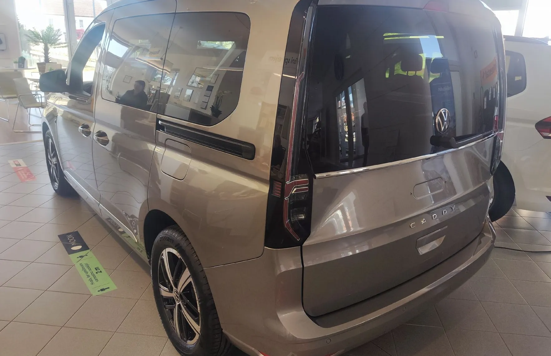 Zunanja slika - Volkswagen Caddy - Style 1.5 TSI DSG - 5