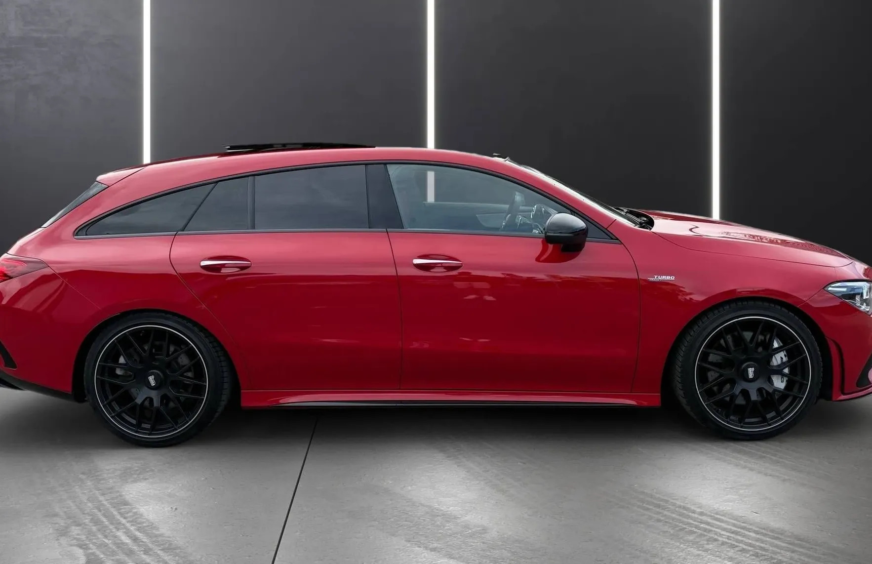 Zunanja slika - Mercedes-Benz CLA-Razred - CLA Shooting Brake AMG CLA 35 4MATIC FUL LED ACC NAVI KAMERA PANO - 8