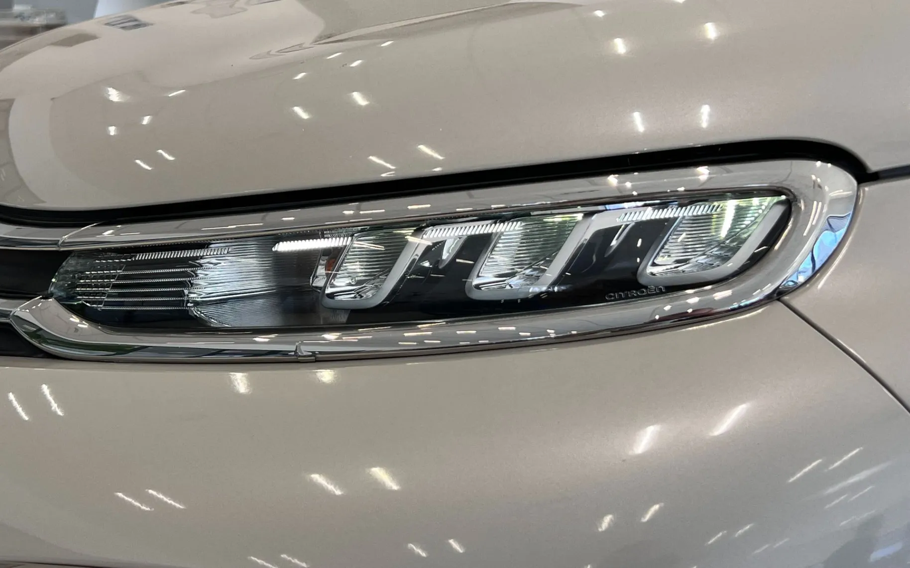 Zunanja slika - Citroën C3 - Aircross 1,2 PureTech 110 S&S Shine Avt. - 19