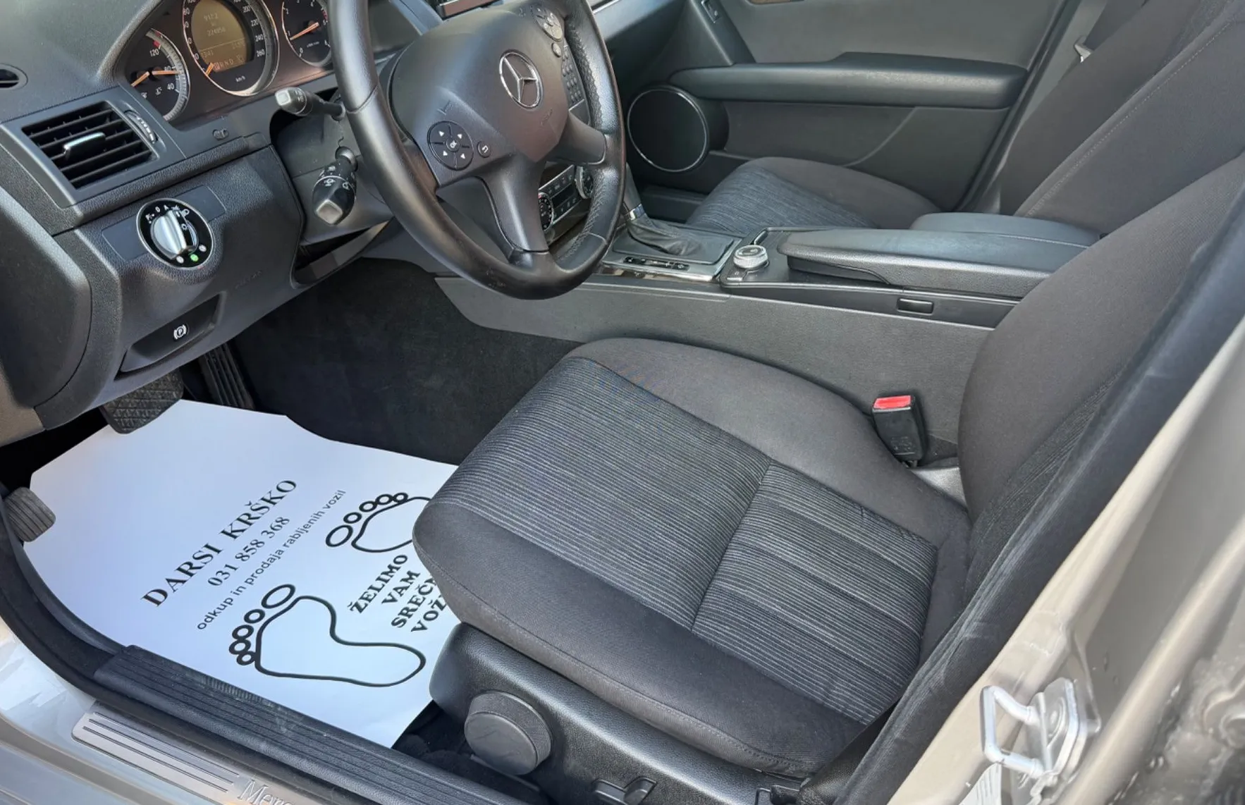 Zunanja slika - Mercedes-Benz C-Razred - 220CDI Elegance AVT. SLO 1.LASTNIK XENON PDC ALU - 11