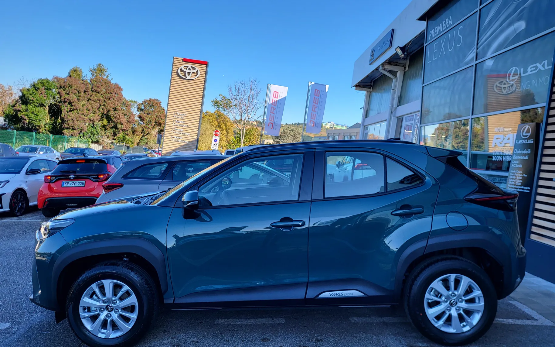 Zunanja slika - Toyota Yaris Cross - 1.5 HEV C-OOL - 12