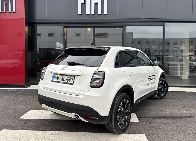 Zunanja slika - Fiat 600 - 110 MHEV LaPrima - 3