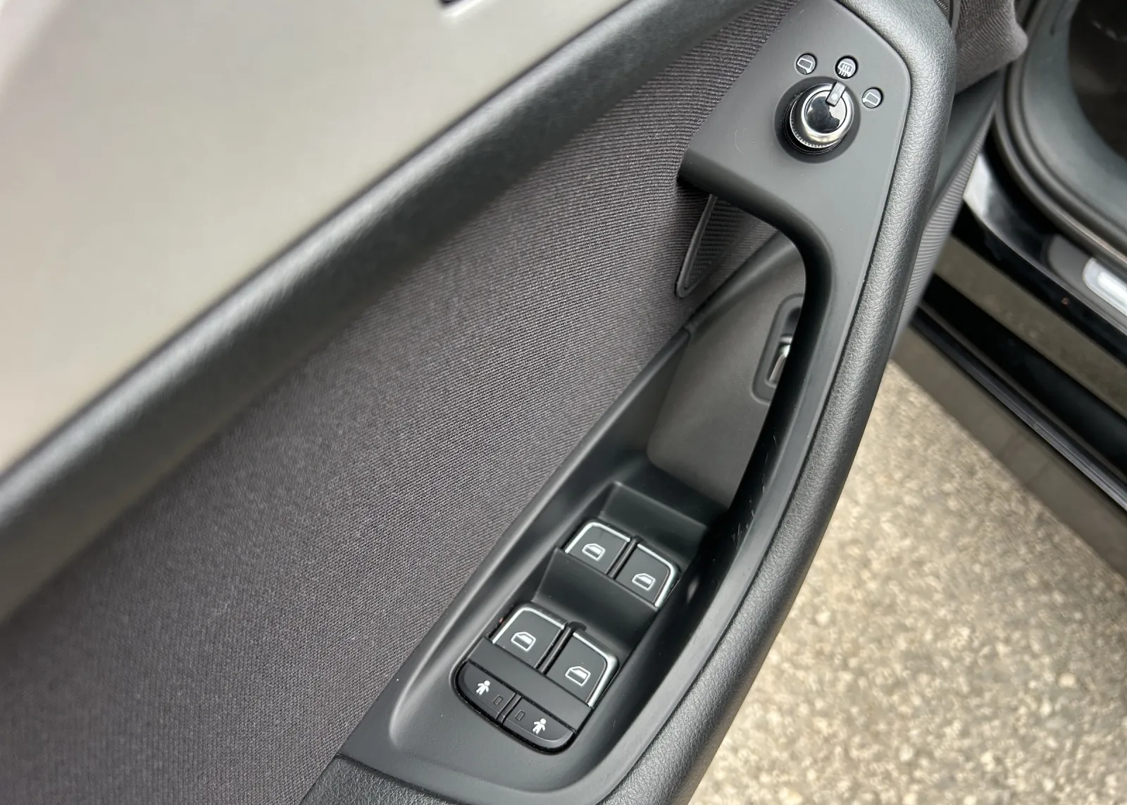 Zunanja slika - Audi A6 - 2,0 TDI ultra S tronic - 12