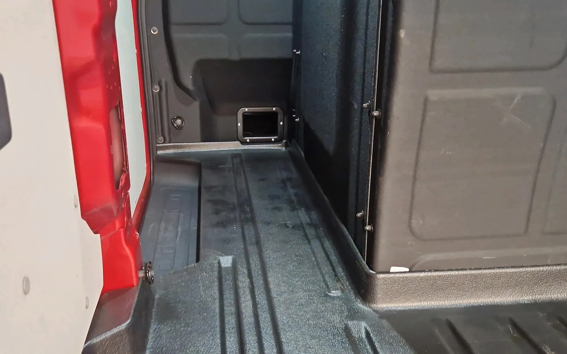 Zunanja slika - Ford Transit Custom - MULTICAB 2.0TDCI LIMITED A8-SLO-LED-RADAR-KLJUKA - 10