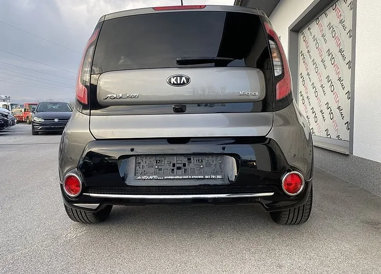 Zunanja slika - KIA Soul - Kia  1.6 CRDi Dream Team Xenon Navigacija Pdc - 7