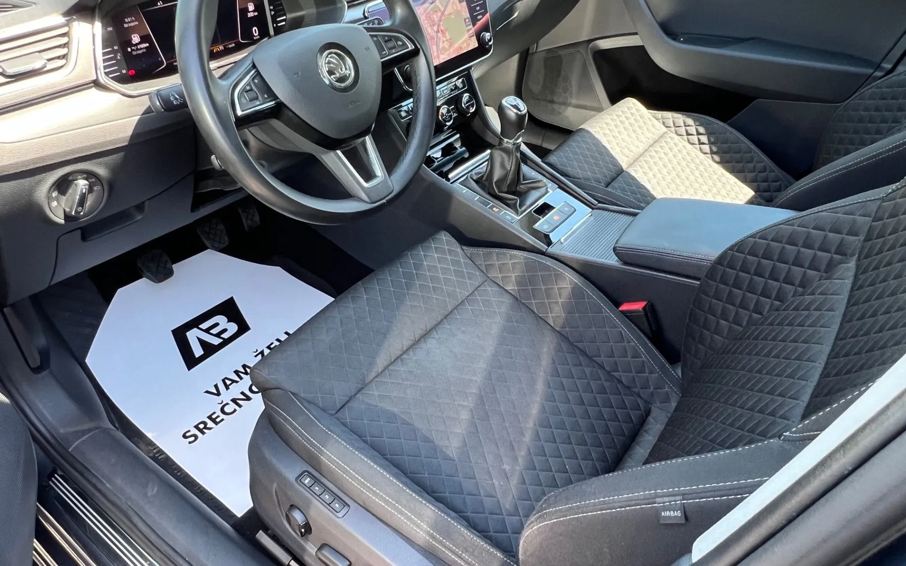 Notranja slika - Škoda Superb - 1.5 TSI+1.LAST+SLO+R.KAMERA+NAVI+RADAR+MRTVI KOT - 9