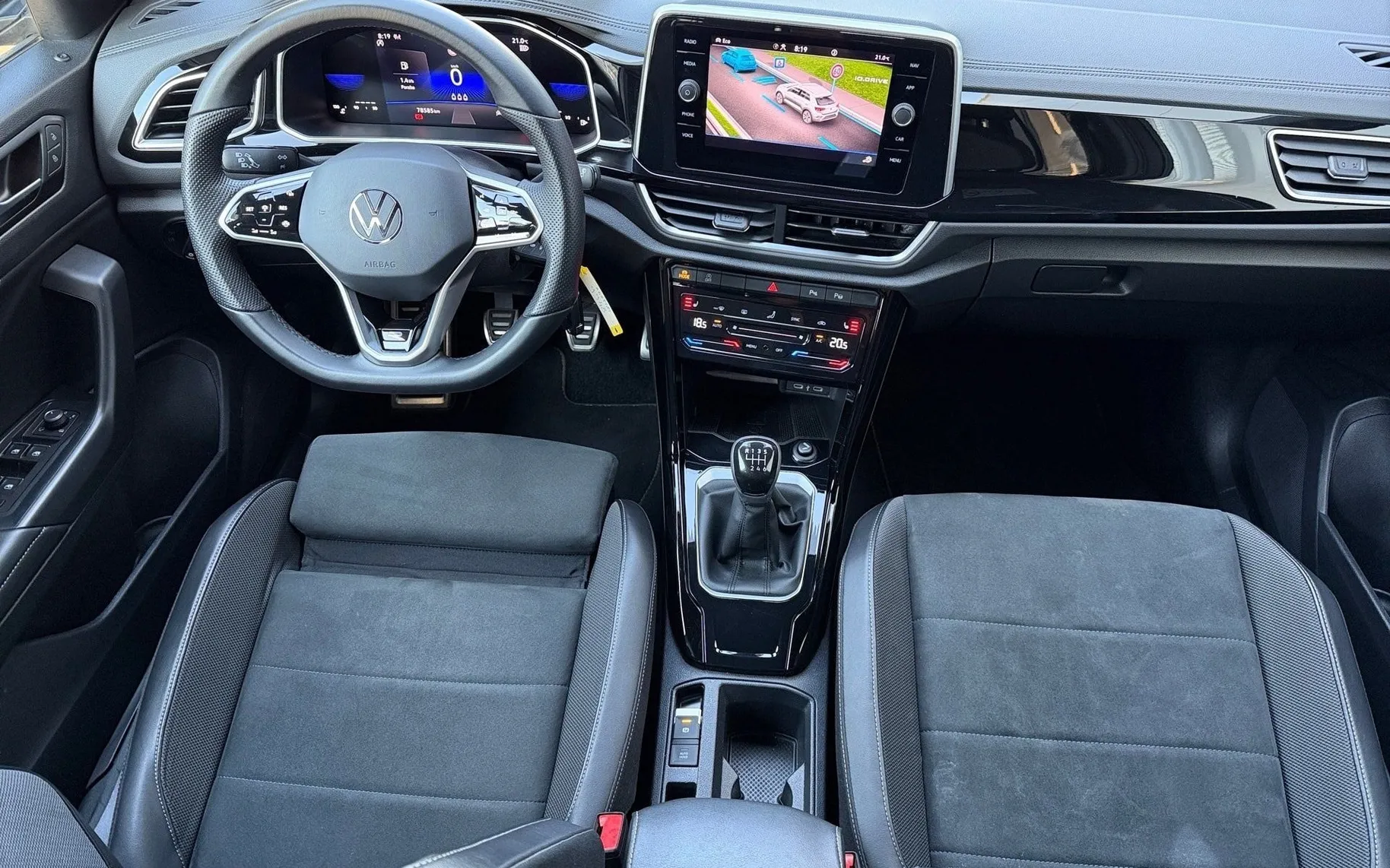 Notranja slika - Volkswagen T-Roc - 1.0 TSI BMT R-Line-Masaža-ACC-PDC-Kamera-IQ Light - 10