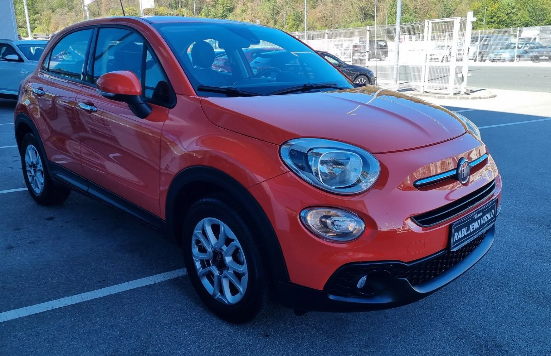 Zunanja slika - Fiat 500X - 1.0 URBAN - ODLIČNO OHRANJEN - ZNANA ZGODOVINA - 4