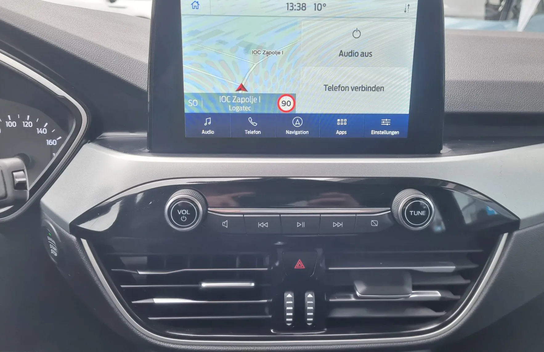Zunanja slika - Ford Kuga - 1.5 EcoBoost - NAVI-DAB-PDC-TEMP. - AKCIJSKA CENA - 18