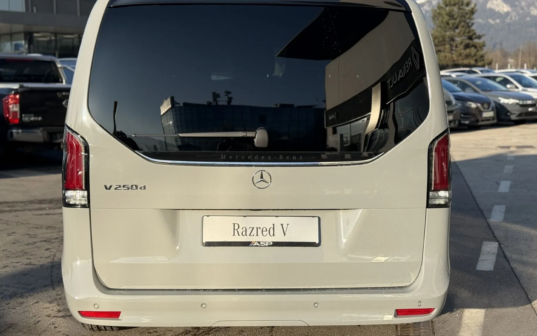 Zunanja slika - Mercedes-Benz V-Razred - V 250 d Style dolgi - 5