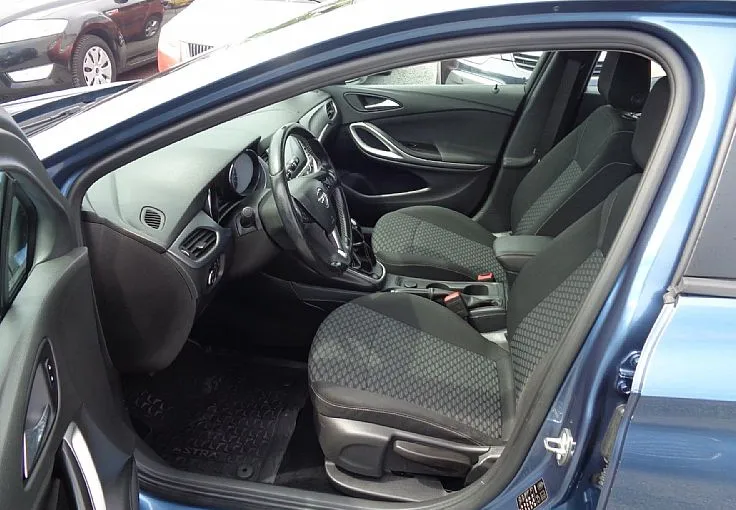 Zunanja slika - Opel Astra - ST 1.6 CDTI - VLEČNA KLJUKA - SERVISNA ZGODOVINA - 5