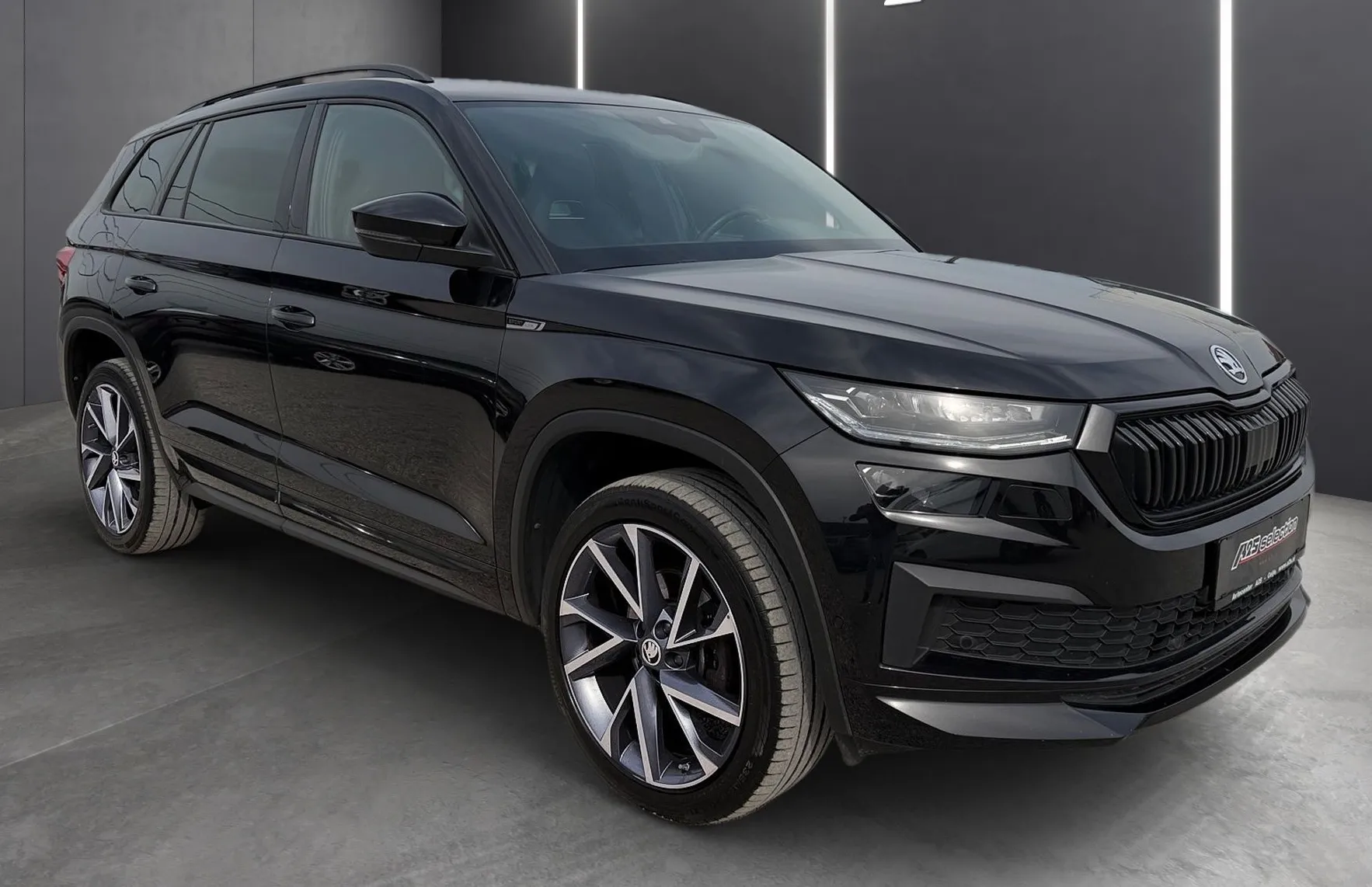 Zunanja slika - Škoda Kodiaq - 4x4 2.0 TDI Sportline DSG-20 COL Webasto-Memory... - 2