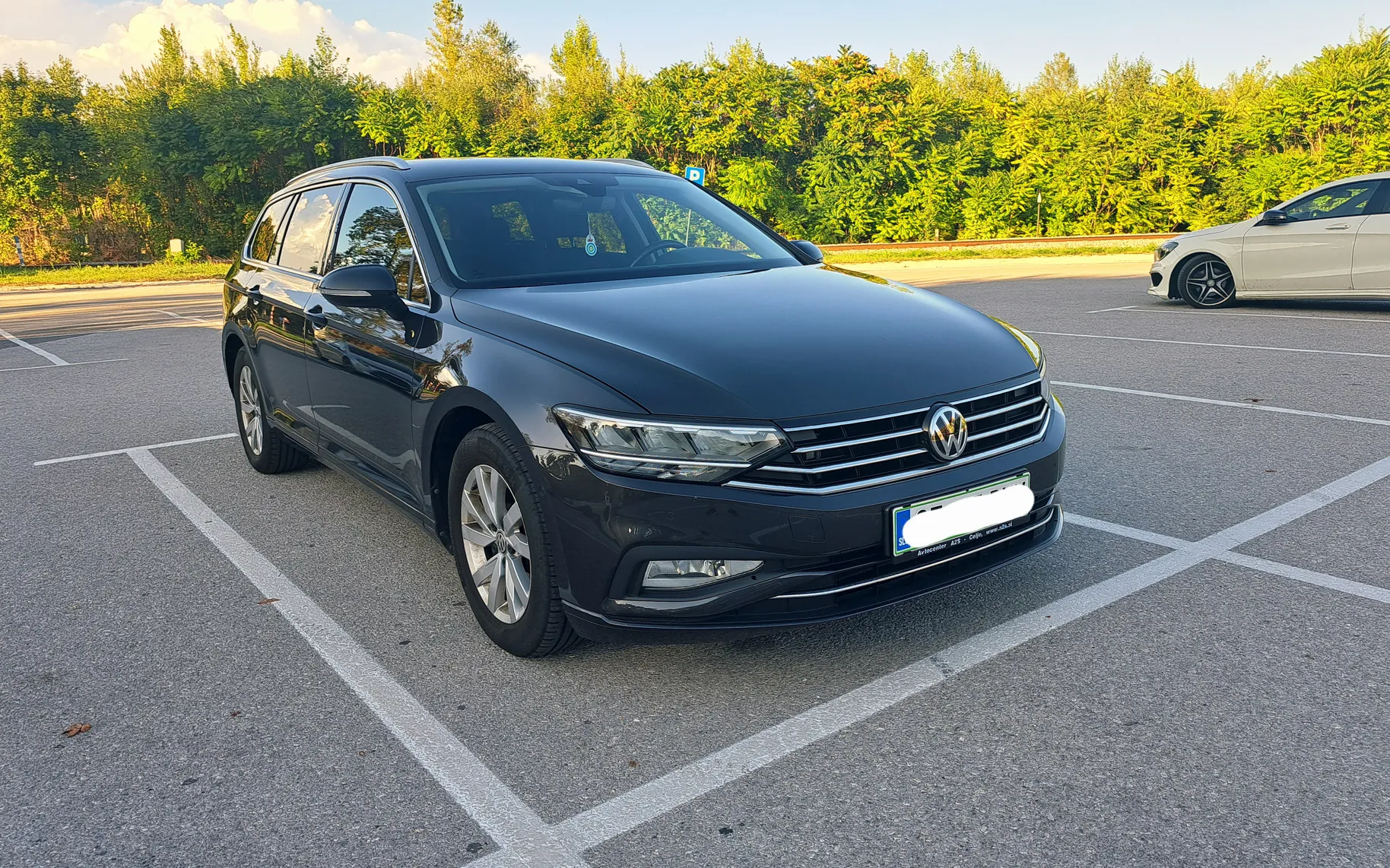 Zunanja slika - Volkswagen Passat - Variant 2,0 TDI BMT Connect DSG - 2