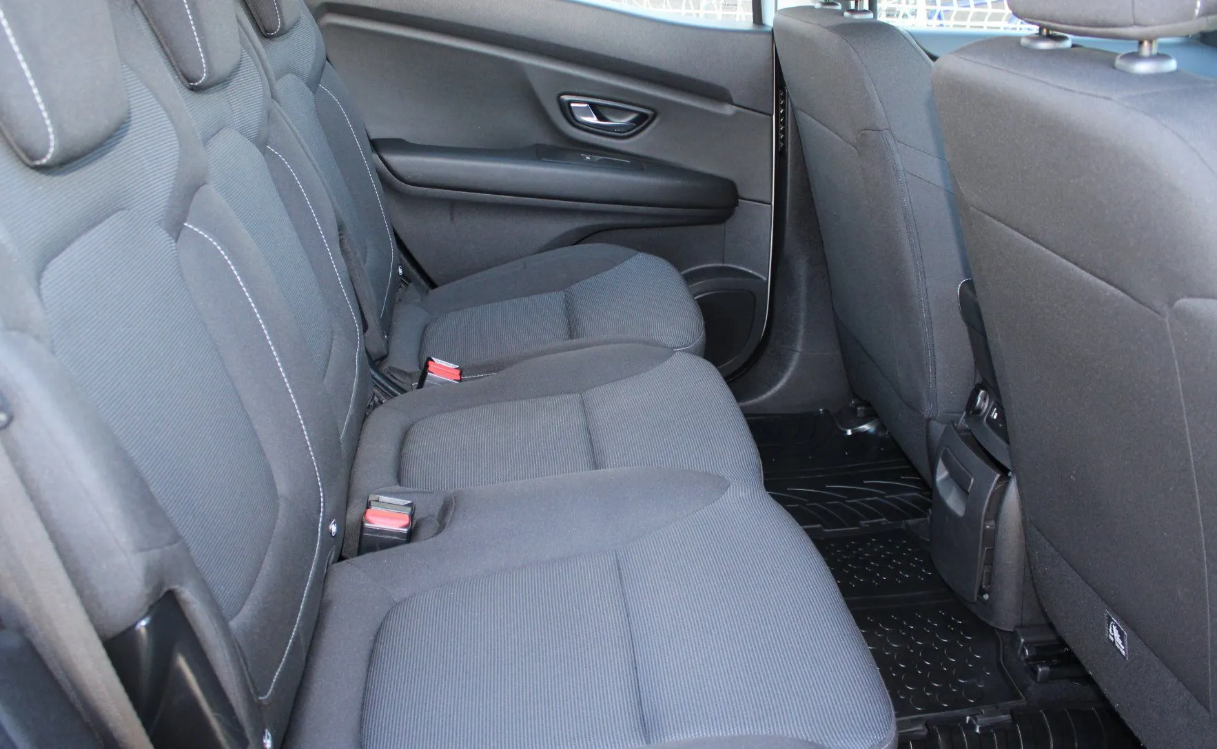 Zunanja slika - Renault Scénic - Scenic dCi 110 - 15