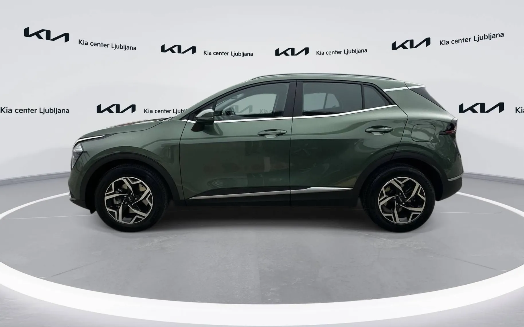Notranja slika - KIA Sportage - 1.6 T-GDi LX Fresh.ISG 7 DCT - 8