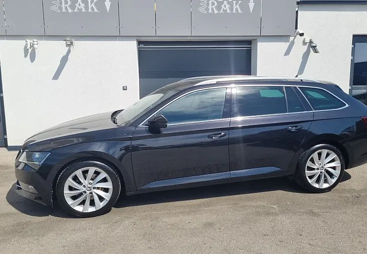 Zunanja slika - Škoda Superb - Combi 2.0 TDI Style DSG ACC.LANE ASS... - 1