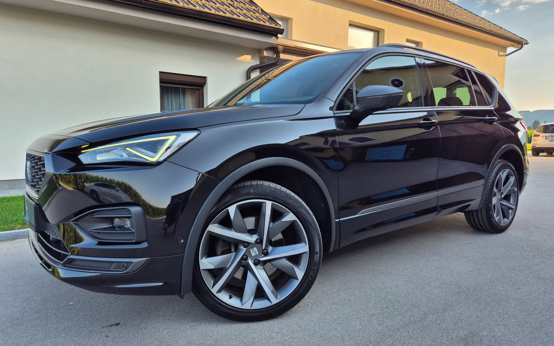 Zunanja slika - Seat Tarraco - 4Drive 2,0 TDI FR DSG - 2