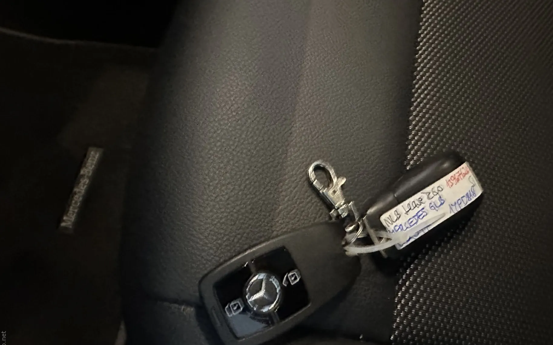 Zunanja slika - Mercedes-Benz GLB-Razred - GLB 200 d.KAMERA.USNJE.ACC.LED.NAVI.SAMO 137.000KM - 29