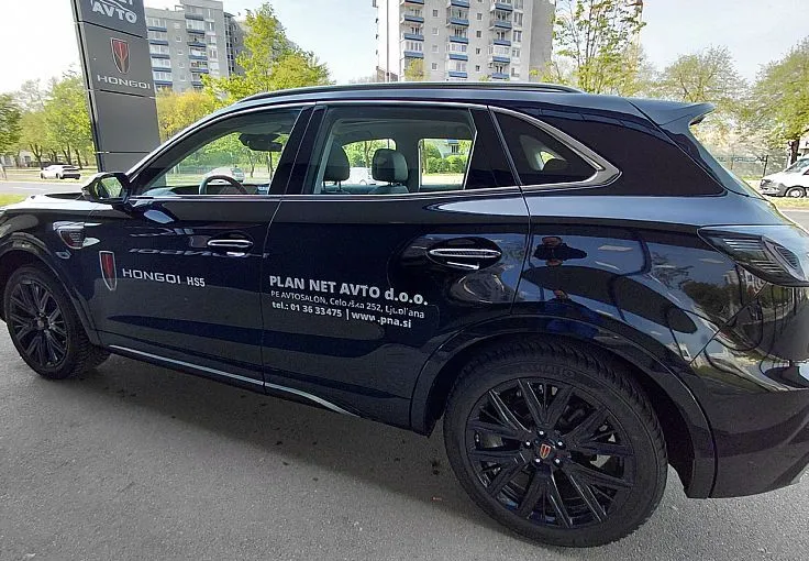 Zunanja slika - Hongqi HS5 - 2.0T AWD - 4