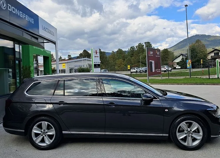 Zunanja slika - VW Passat - Variant .2.0 TDI  Elegance 110kW-150KM DSG samo 73.660km - 4