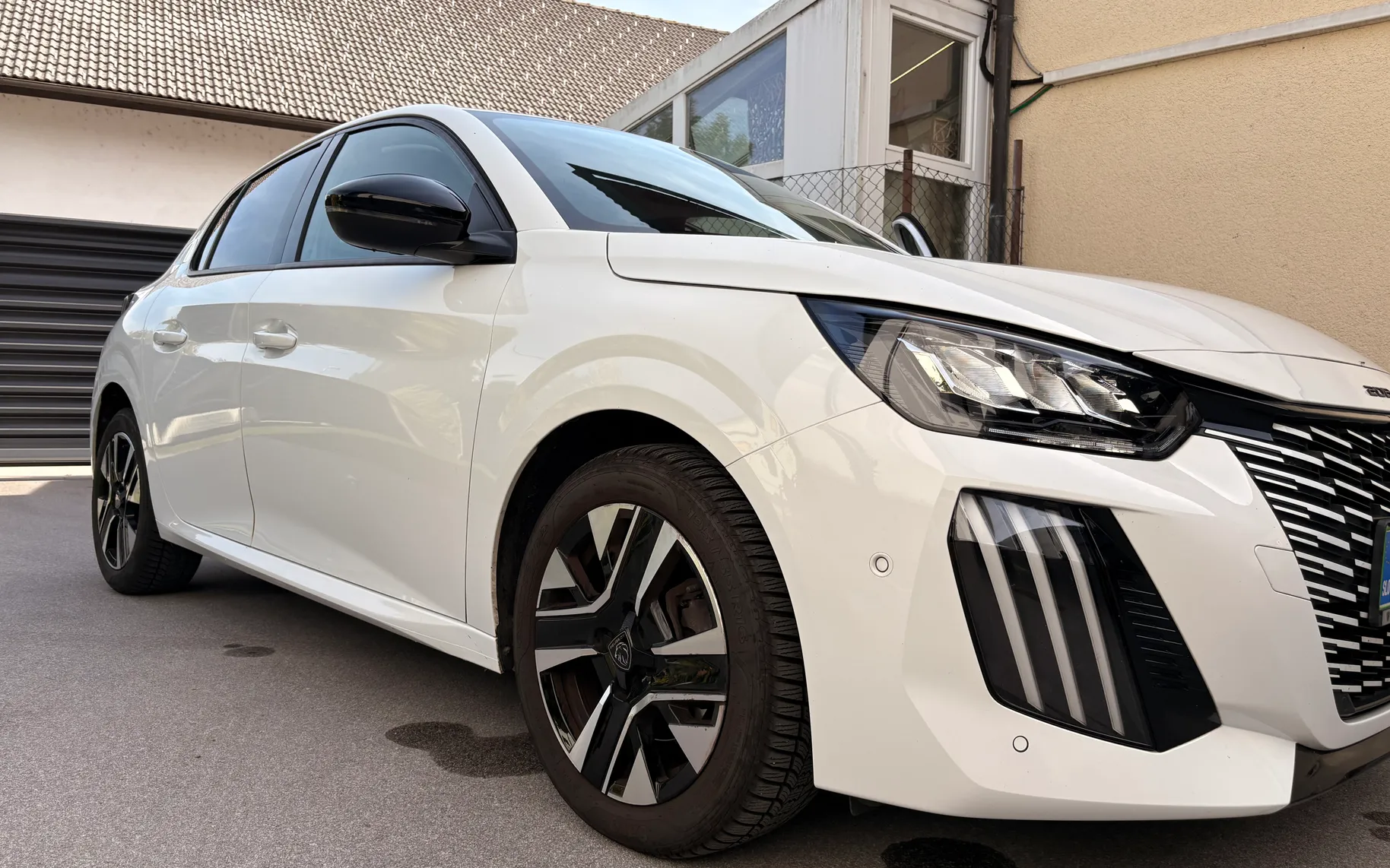Zunanja slika - Peugeot 208 - 1,2 PureTech 100 S&S Allure - 2