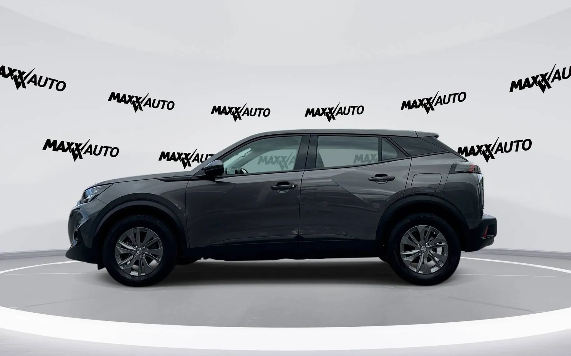 Notranja slika - Peugeot 2008 - 1.2 PureTech 130 S S Active - 8