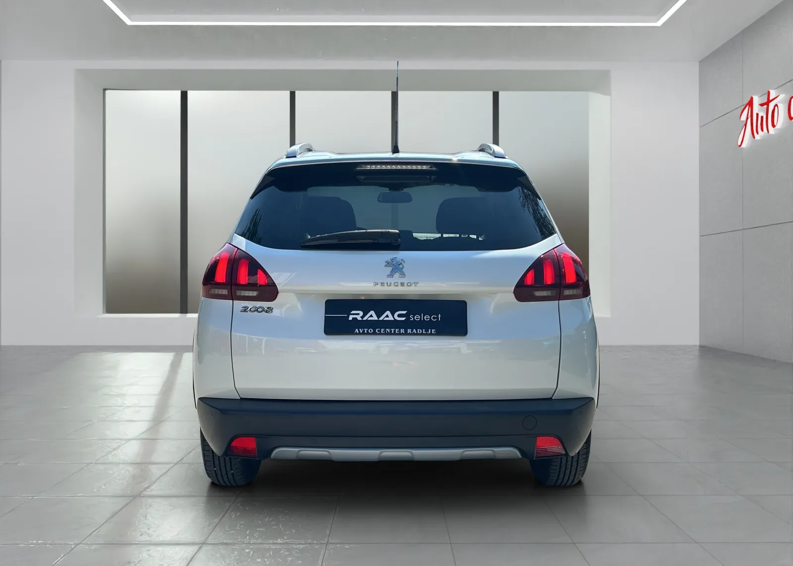 Zunanja slika - Peugeot 2008 - 1,2 PureTech 110 S&S Style - 5